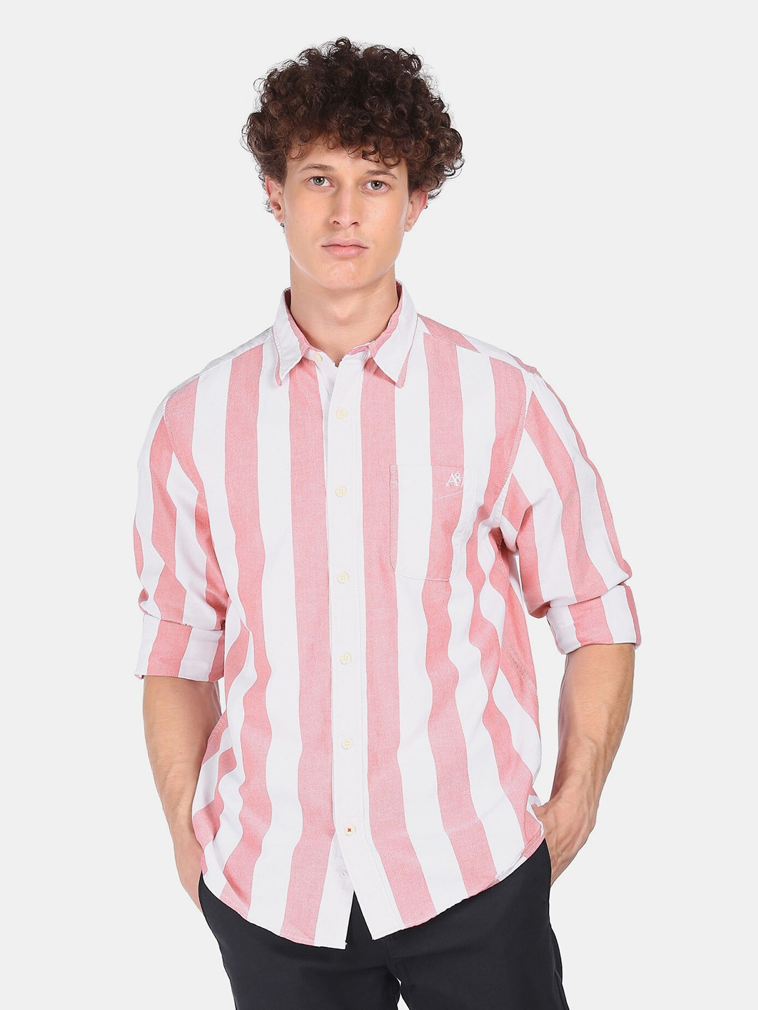 

Aeropostale Men Pink Striped Regular Fit 100% Cotton Casual Shirt