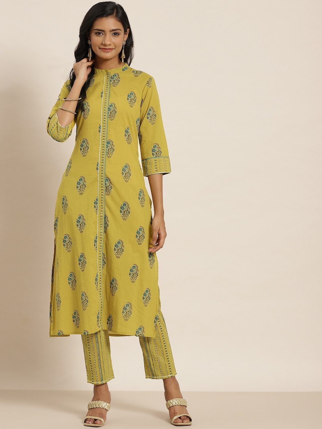 

Juniper Women Mustard Yellow & Green Ethnic Motifs Printed Kurta with Trousers