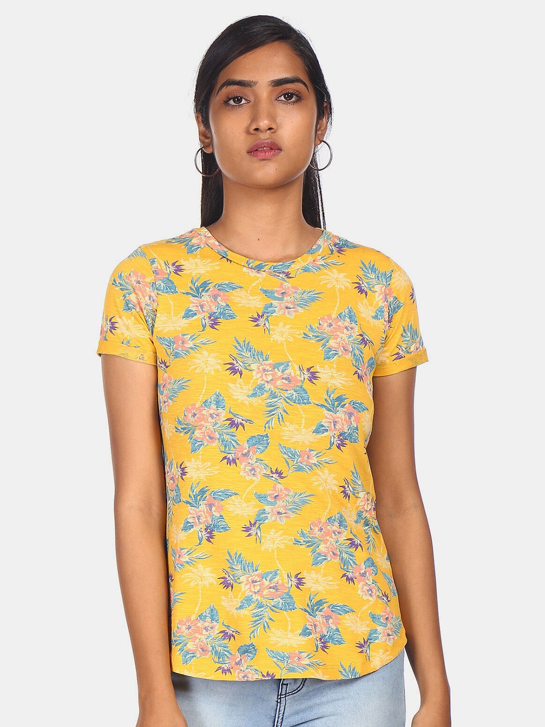 

Aeropostale Women Yellow & Blue Floral Printed Cotton T-shirt