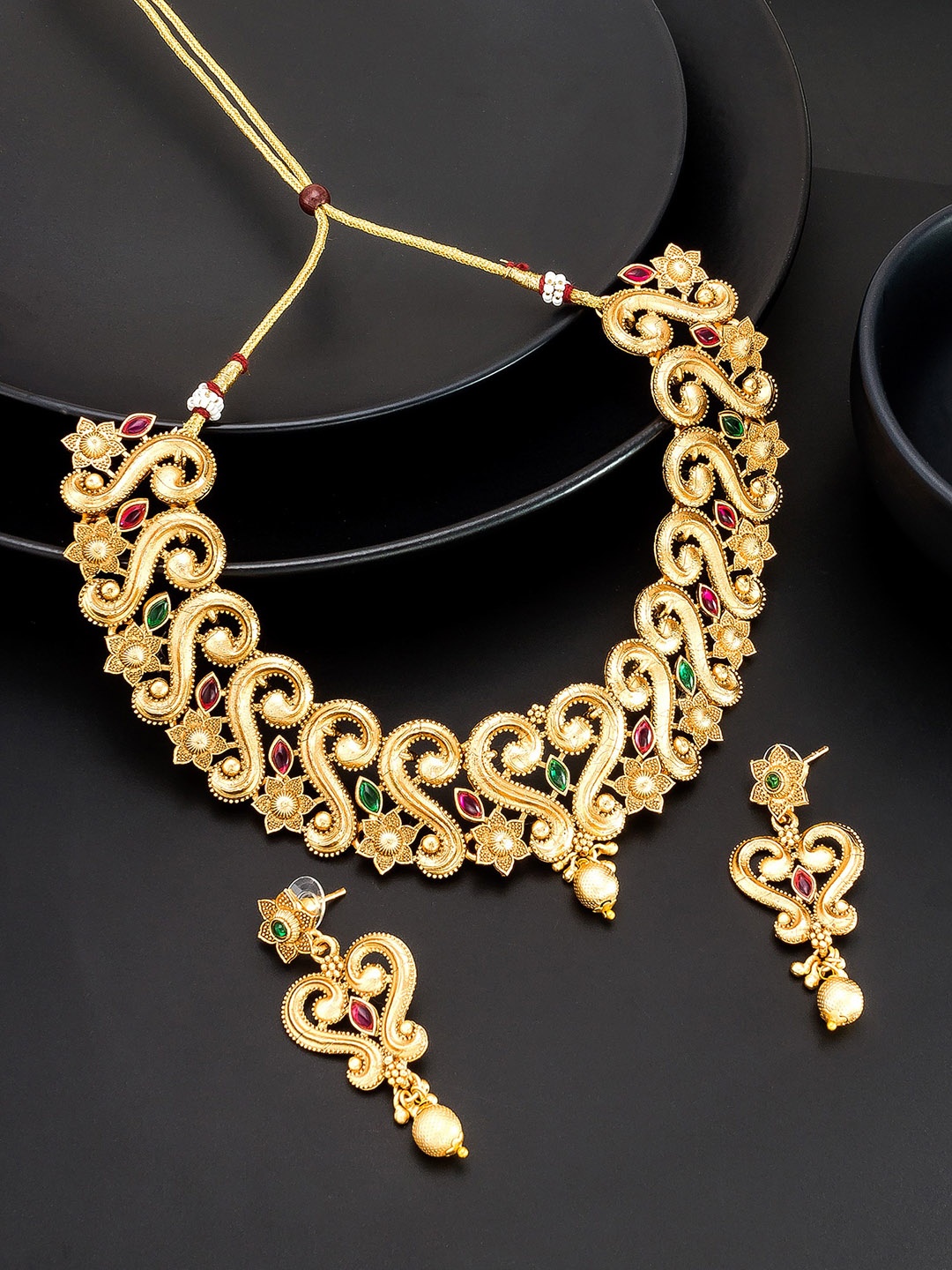 

aadita Gold-Plated Stone Studded Choker Set