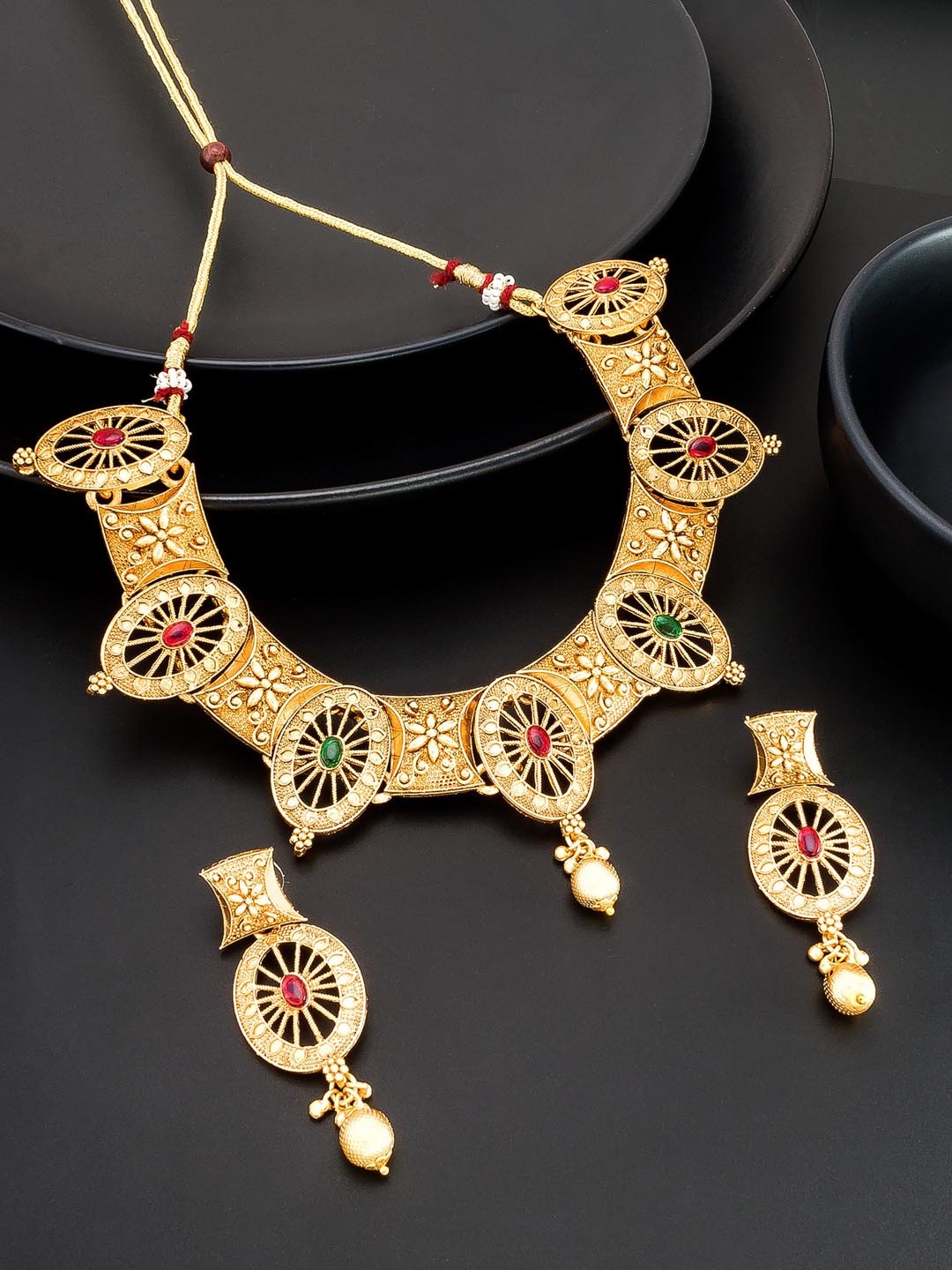 

aadita Gold-Plated Stone Studded Choker Set