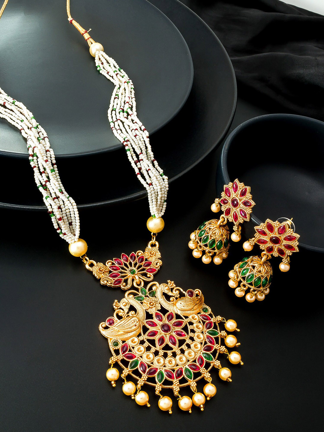 

aadita Gold-Toned Pearl Matinee Jewellery Set