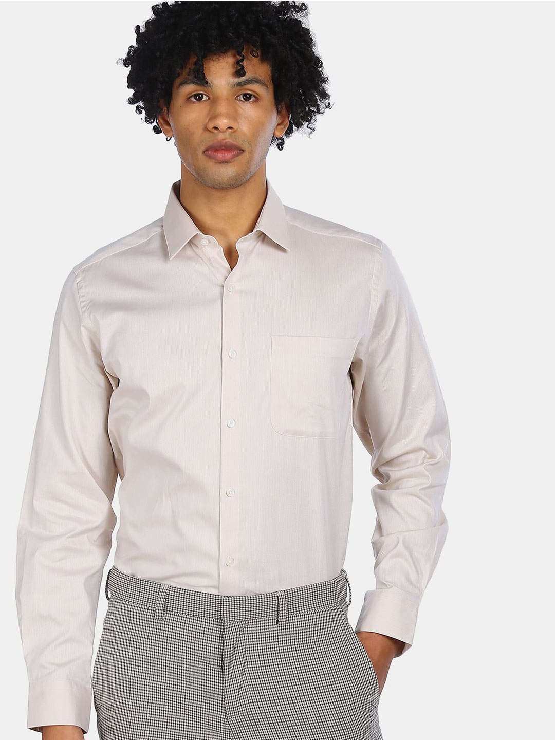 

Arrow Men Beige Formal Shirt