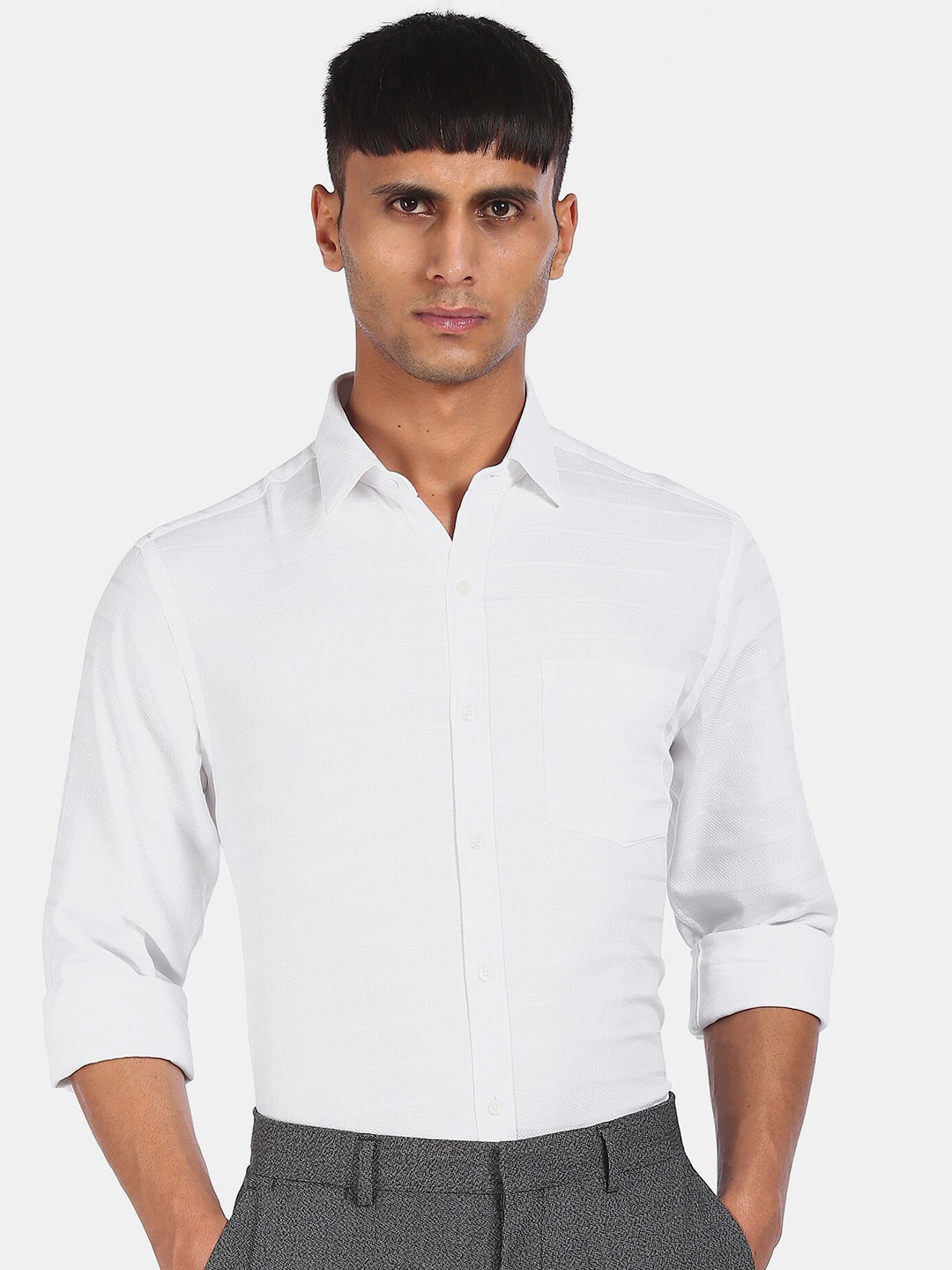 

Arrow Men White Slim Fit Casual Shirt