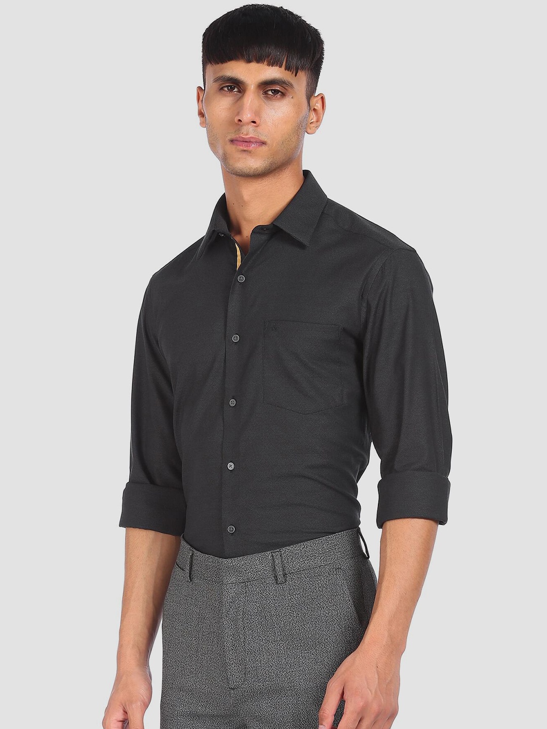 

Arrow New York Men Black Solid Slim Fit Cotton Formal Shirt