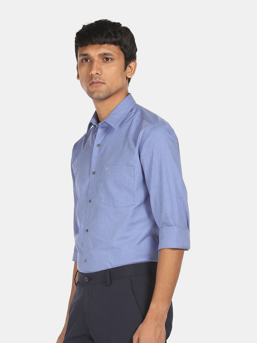 

Arrow New York Men Blue Solid Twill Pure Cotton Semiformal Shirt