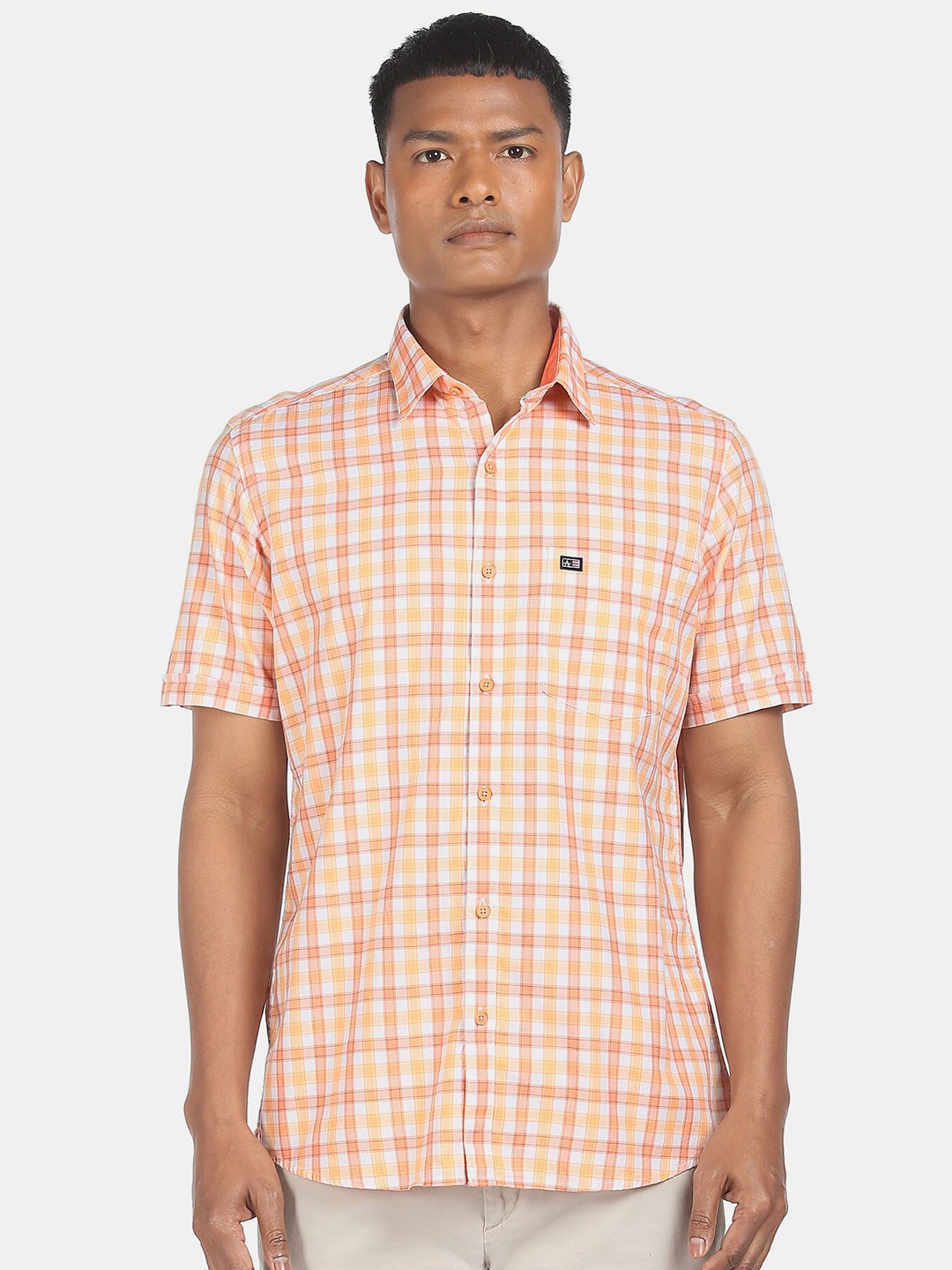 

Arrow Sport Men Peach-Coloured Checked Cotton Casual Shirt