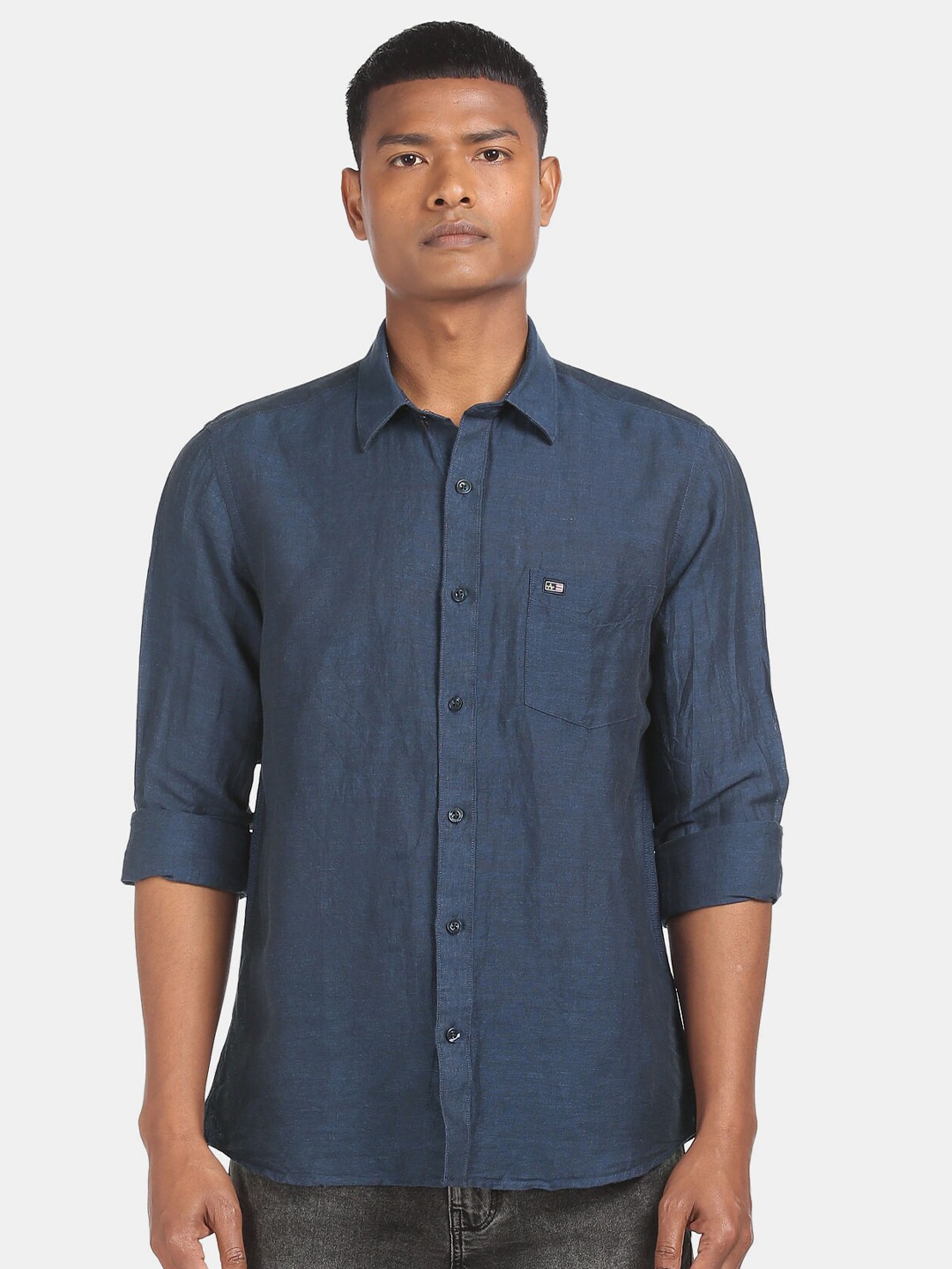 

Arrow Sport Men Blue Solid Slim Fit Casual Shirt
