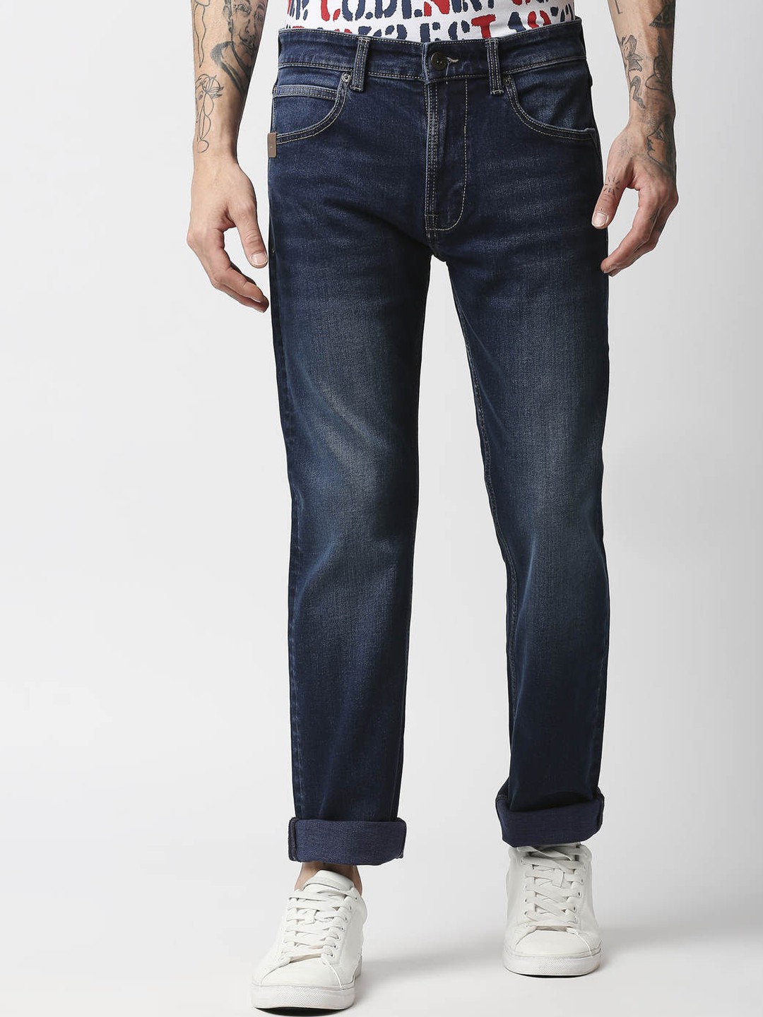 

Pepe Jeans Men Holborne Low Distress Light Fade Jeans, Blue