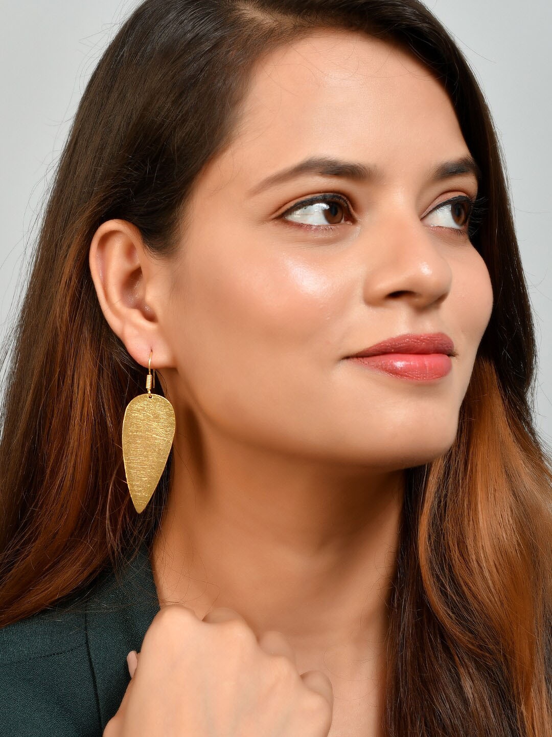 

Silvermerc Designs Gold-Toned Leaf Shaped Drop Earrings