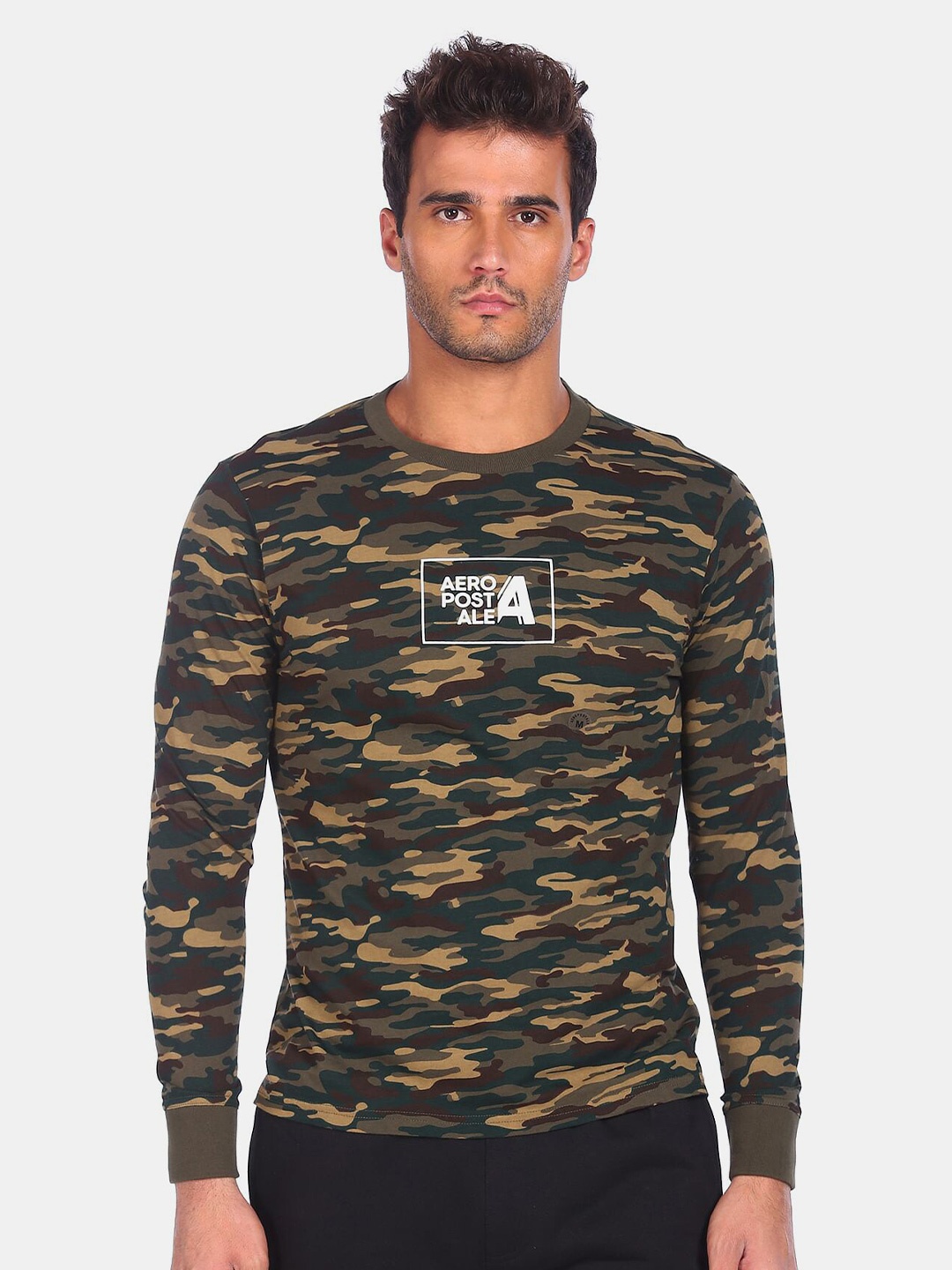 

Aeropostale Men Olive Green Camouflage Printed Pure Cotton T-shirt
