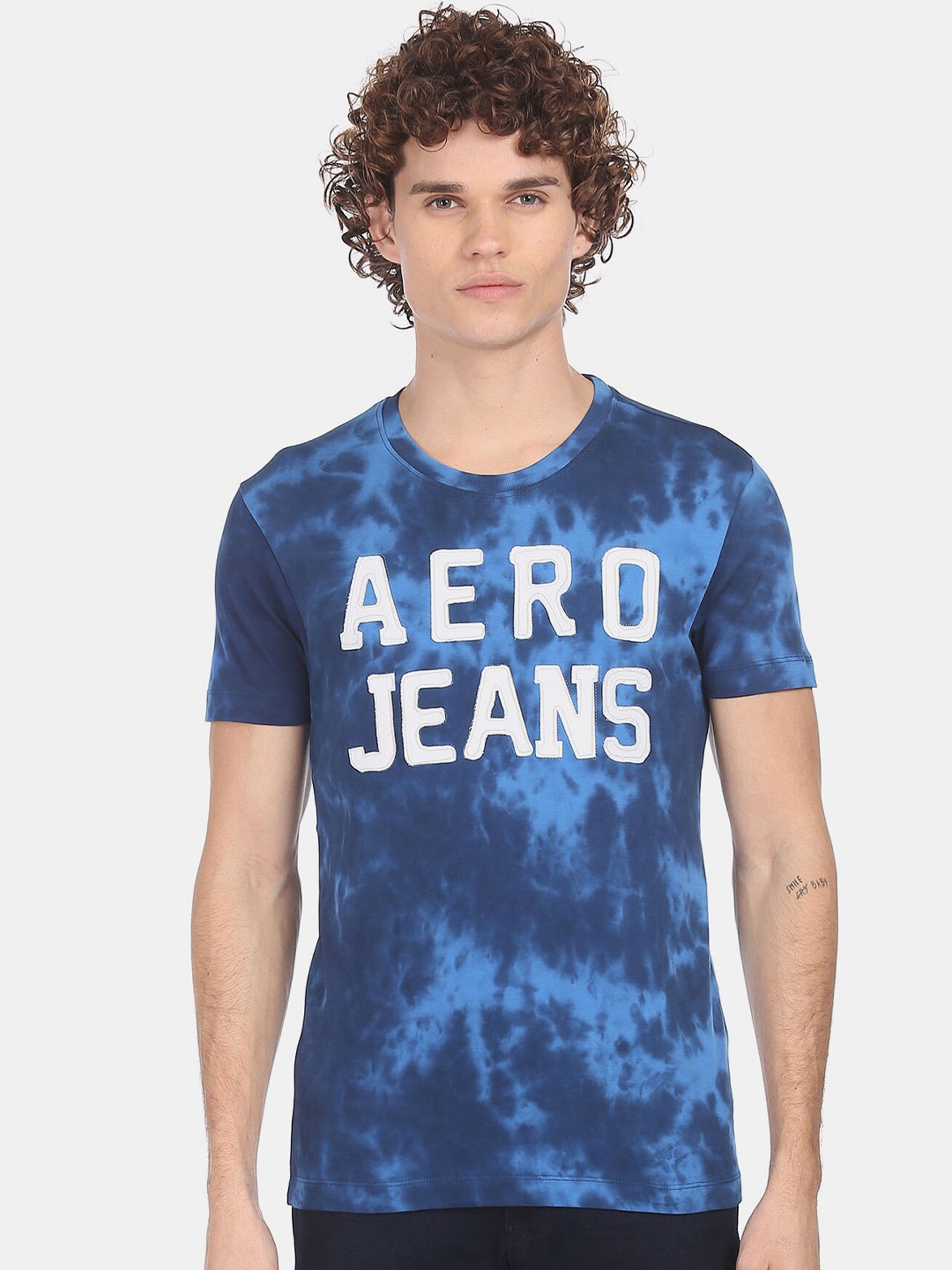 

Aeropostale Men Blue Tie and Dye Dyed Raw Edge Cotton T-shirt