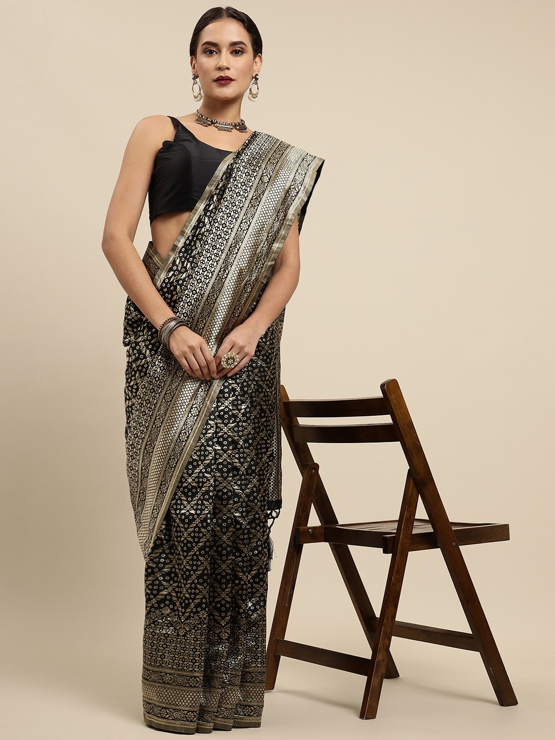 

Mitera Black & Golden Woven Design Banarasi Saree