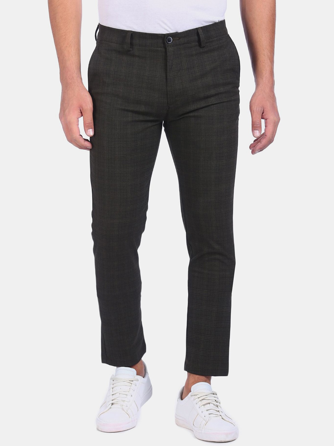

Arrow Sport Men Brown Checked Trousers