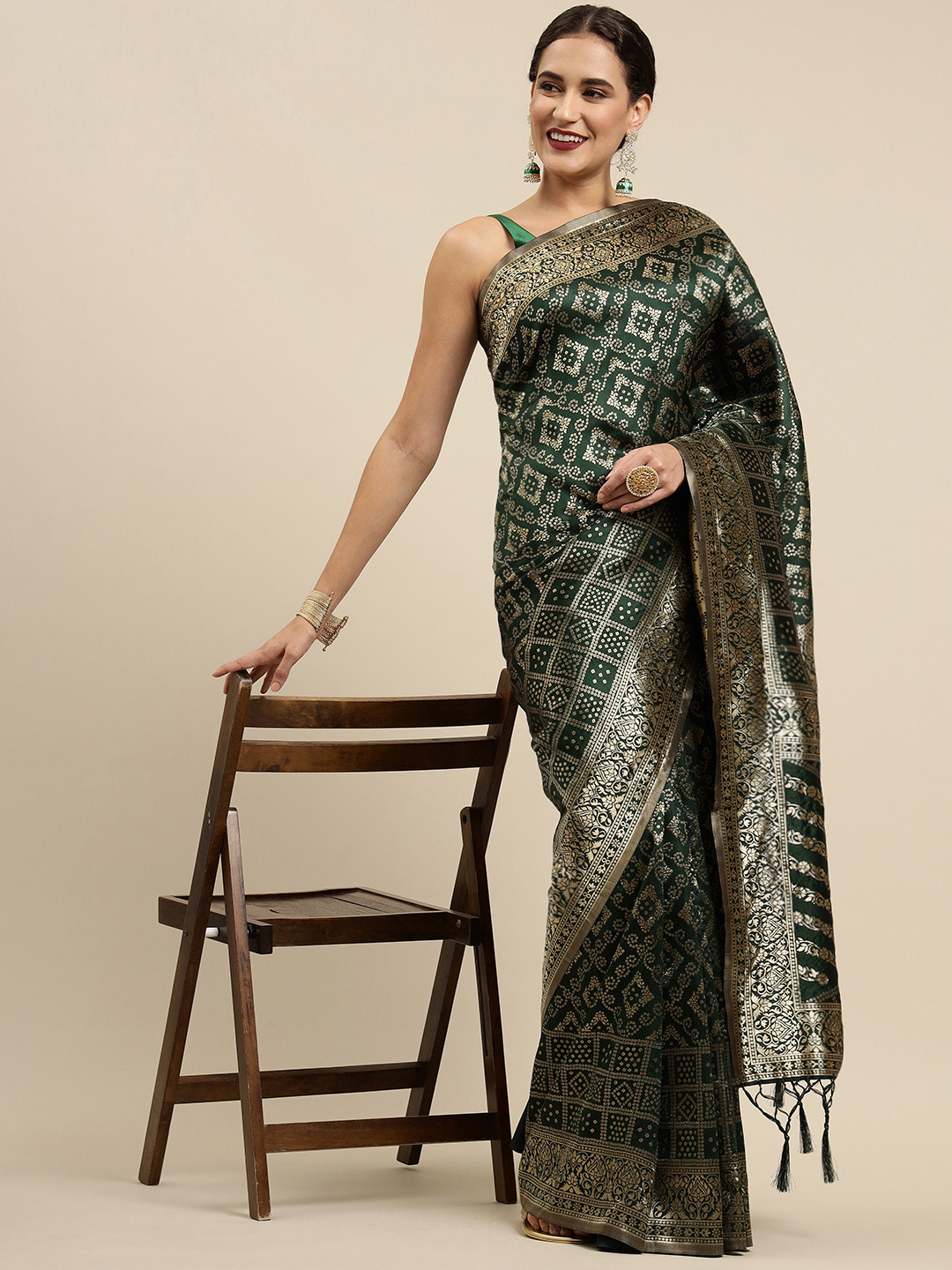 

Mitera Green & Golden Woven Design Banarasi Saree
