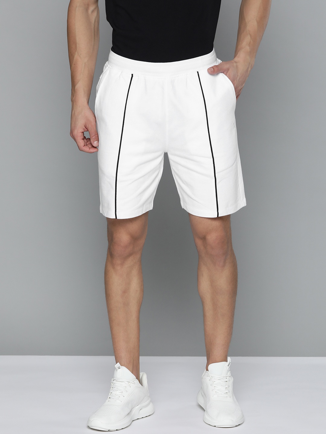 

HRX By Hrithik Roshan Lifestyle Men Optic White Bio-Wash Brand Carrier Shorts