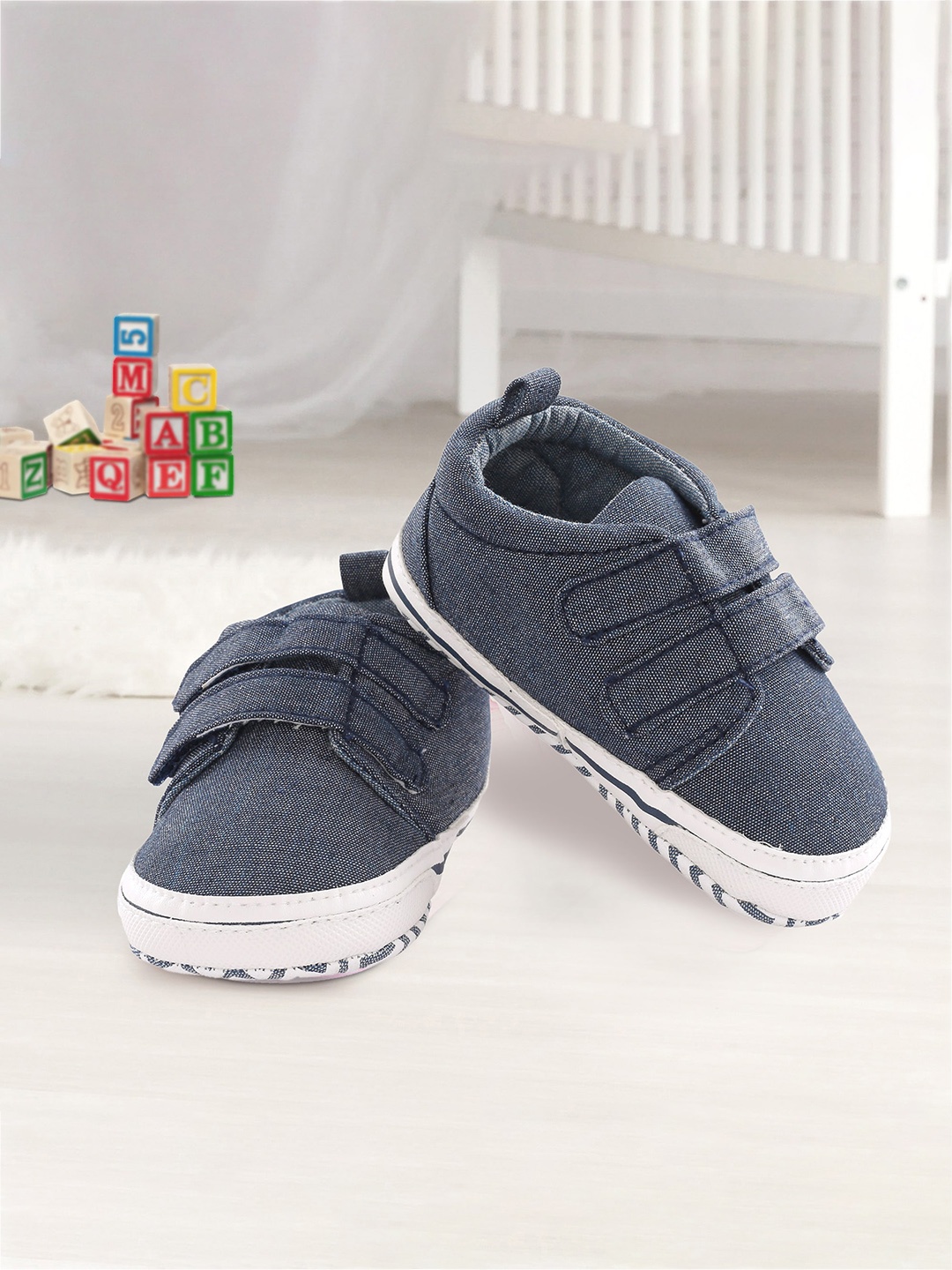 

Baby Moo Infants Kids Blue Solid Casual Booties