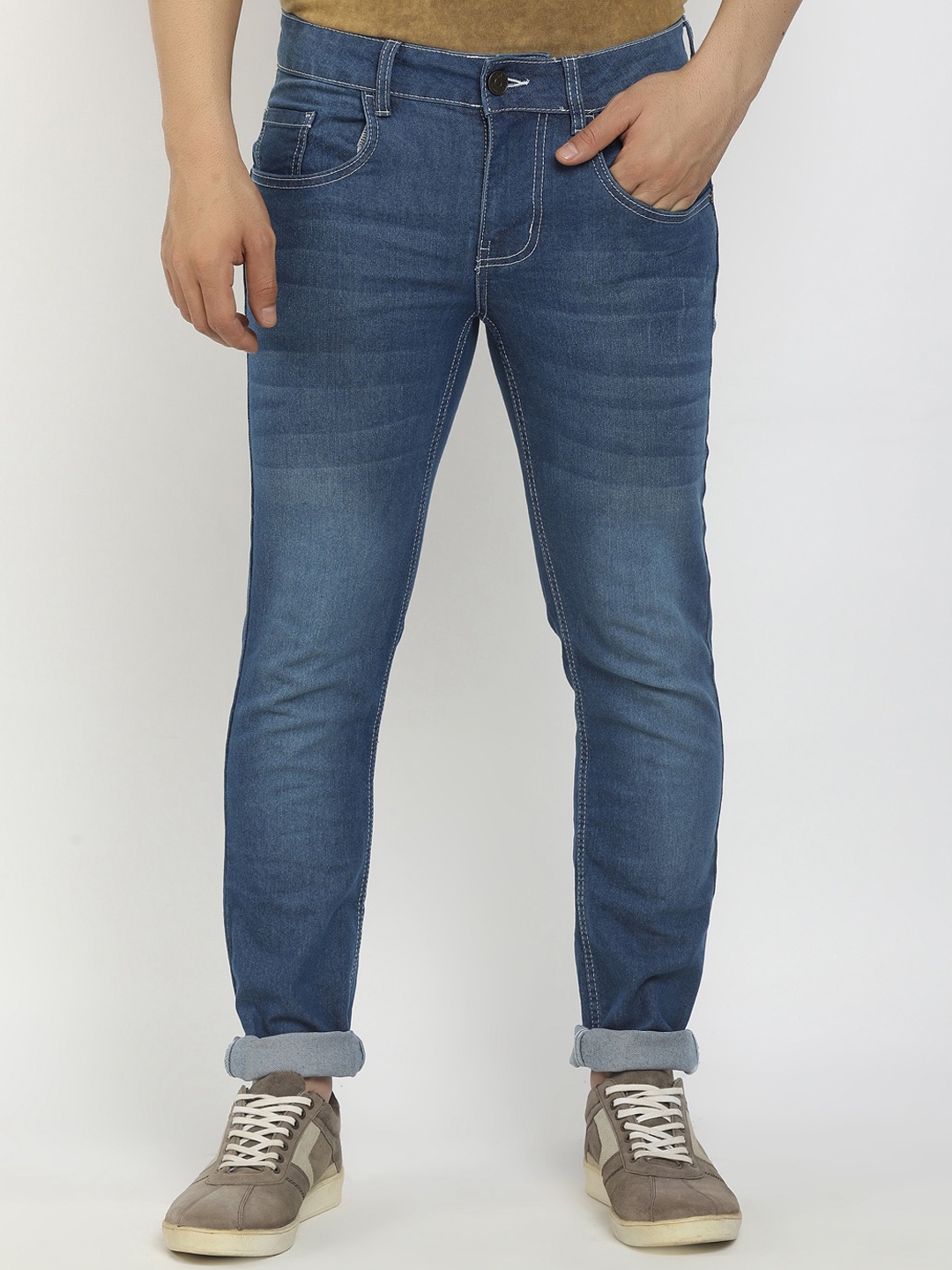 

V-Mart Men Blue Light Fade Stretchable Jeans