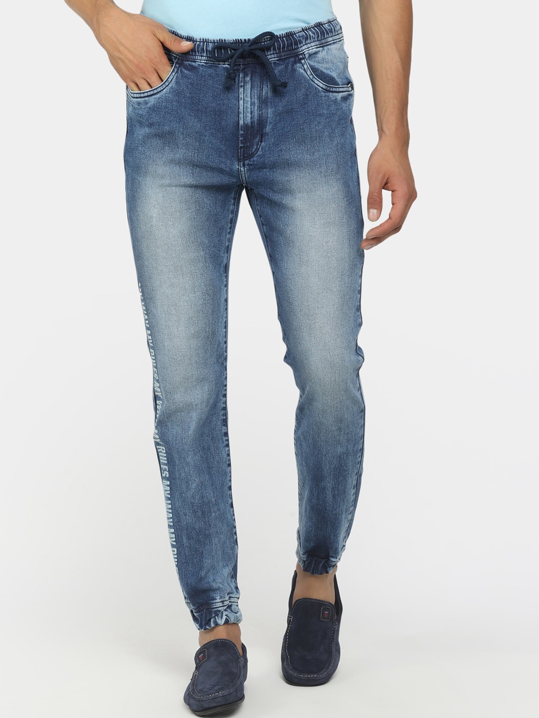 

Cherokee Men Blue Heavy Fade Stretchable Jeans