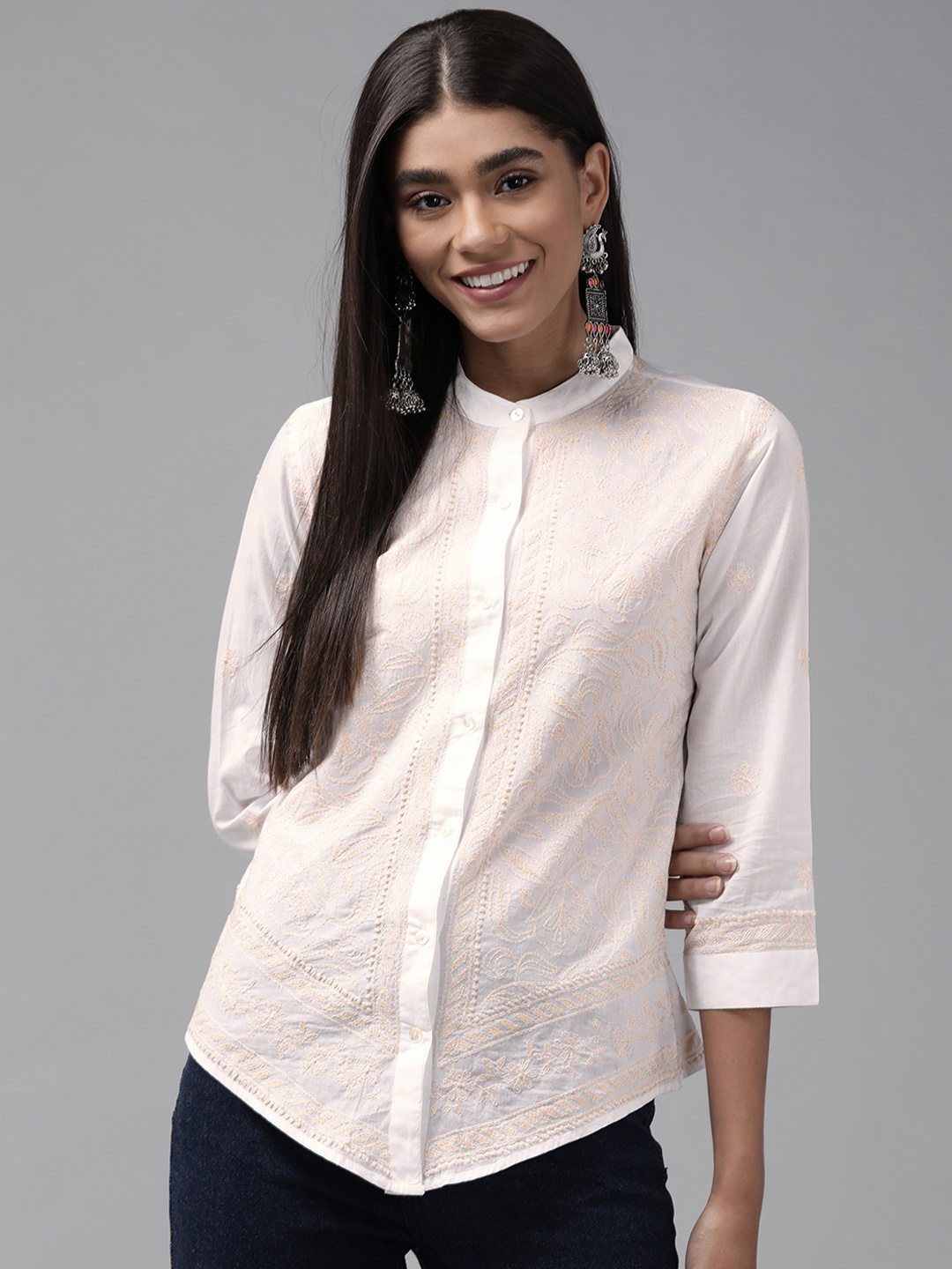 

ADA White & Peach-Coloured Ethnic Motifs Embroidered Chikankari Kurti