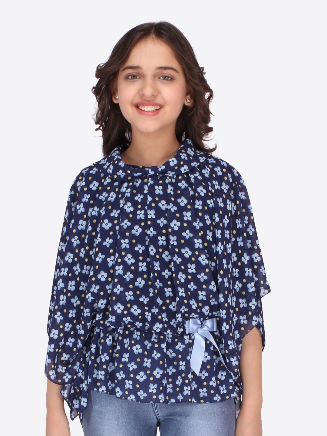 CUTECUMBER Girls Blue Floral Printed Applique Georgette Top