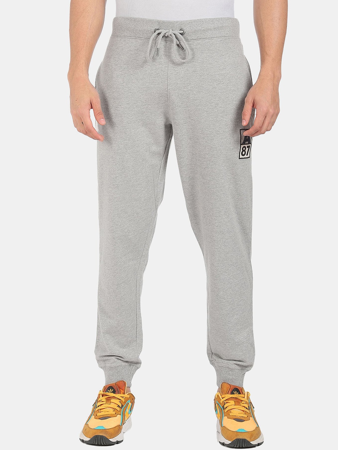 

Aeropostale Men Grey Solid Straight-Fit Joggers