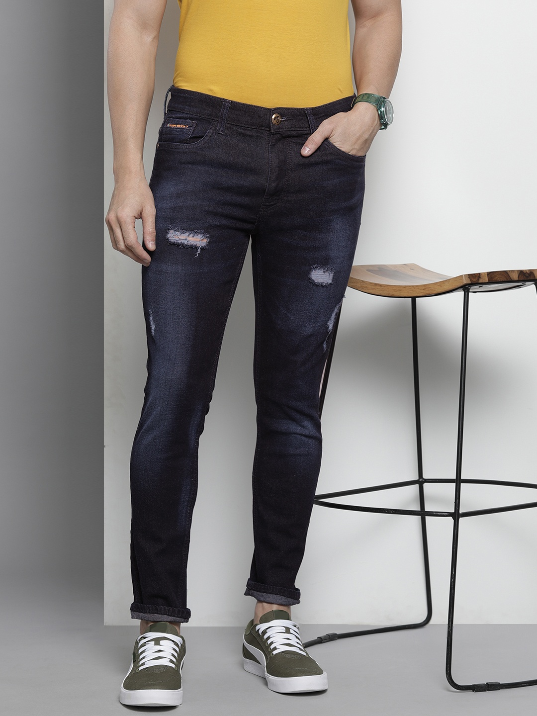 

The Indian Garage Co Men Navy Blue Slim Fit Low Distress Light Fade Stretchable Jeans
