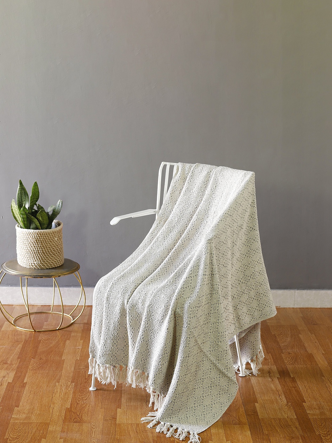

HANDICRAFT PALACE Grey & White Self-Design Cotton Knitted Comforter Throw Blanket