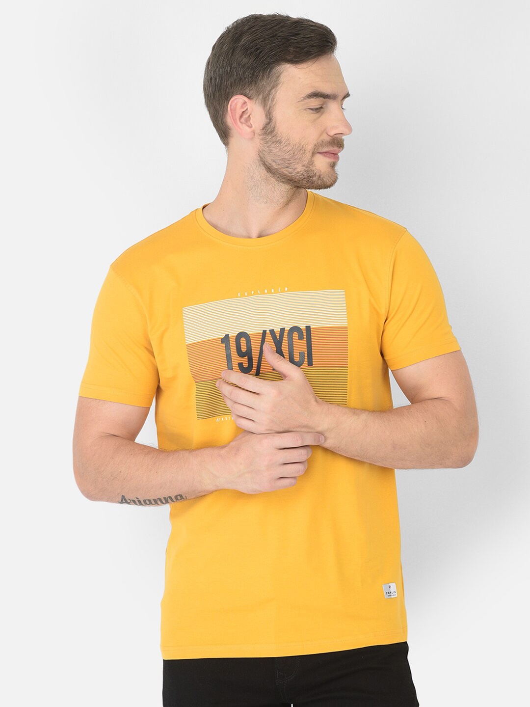 

Zarlin Men Mustard Yellow & Black Cotton T-shirt