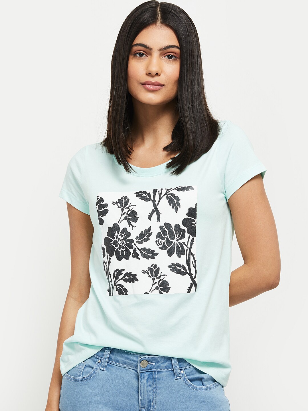 

max Women Green Floral Printed Cotton T-shirt