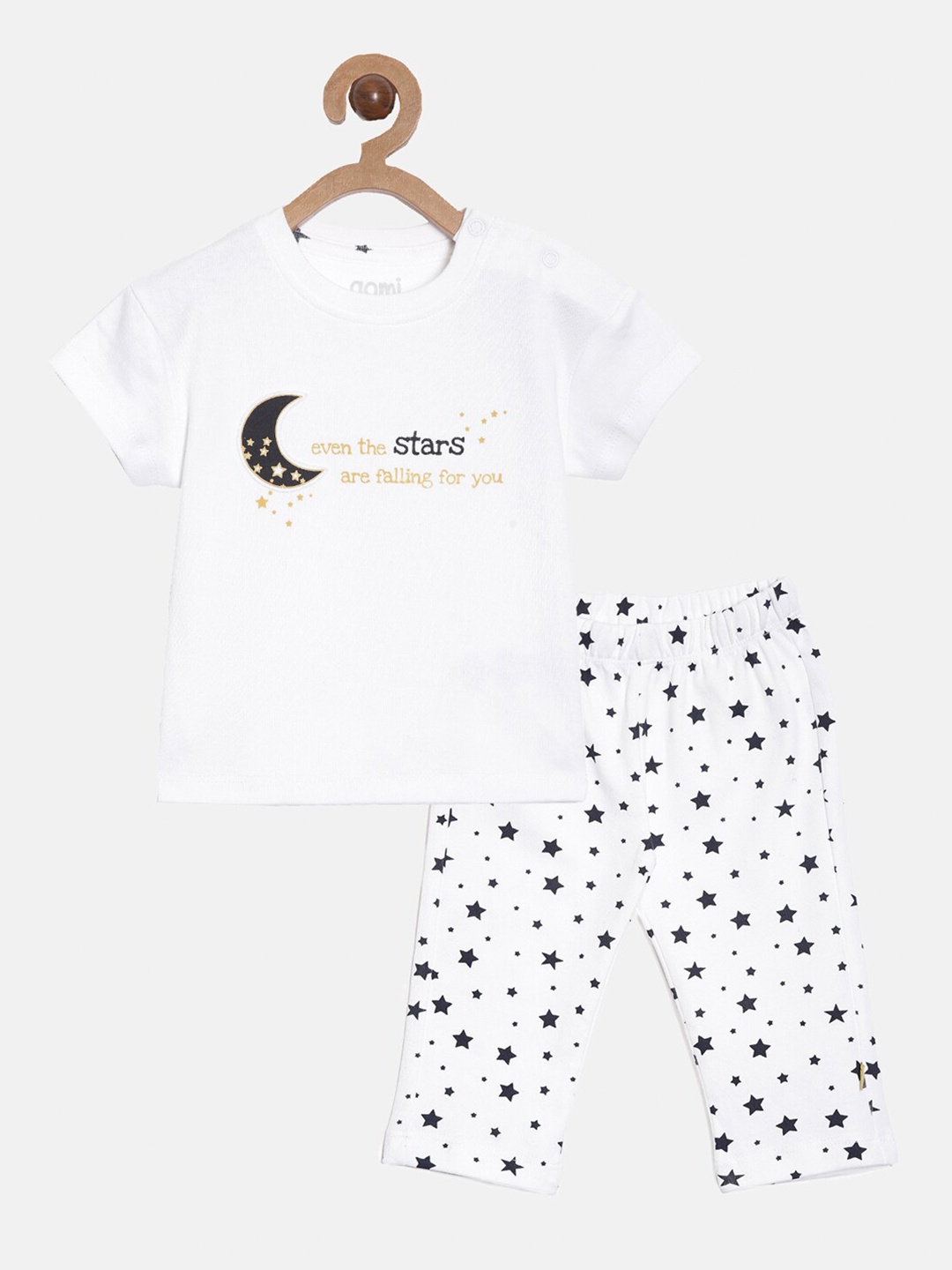 

Aomi Boys White & Navy Blue Printed Pure Cotton T-shirt with Trousers