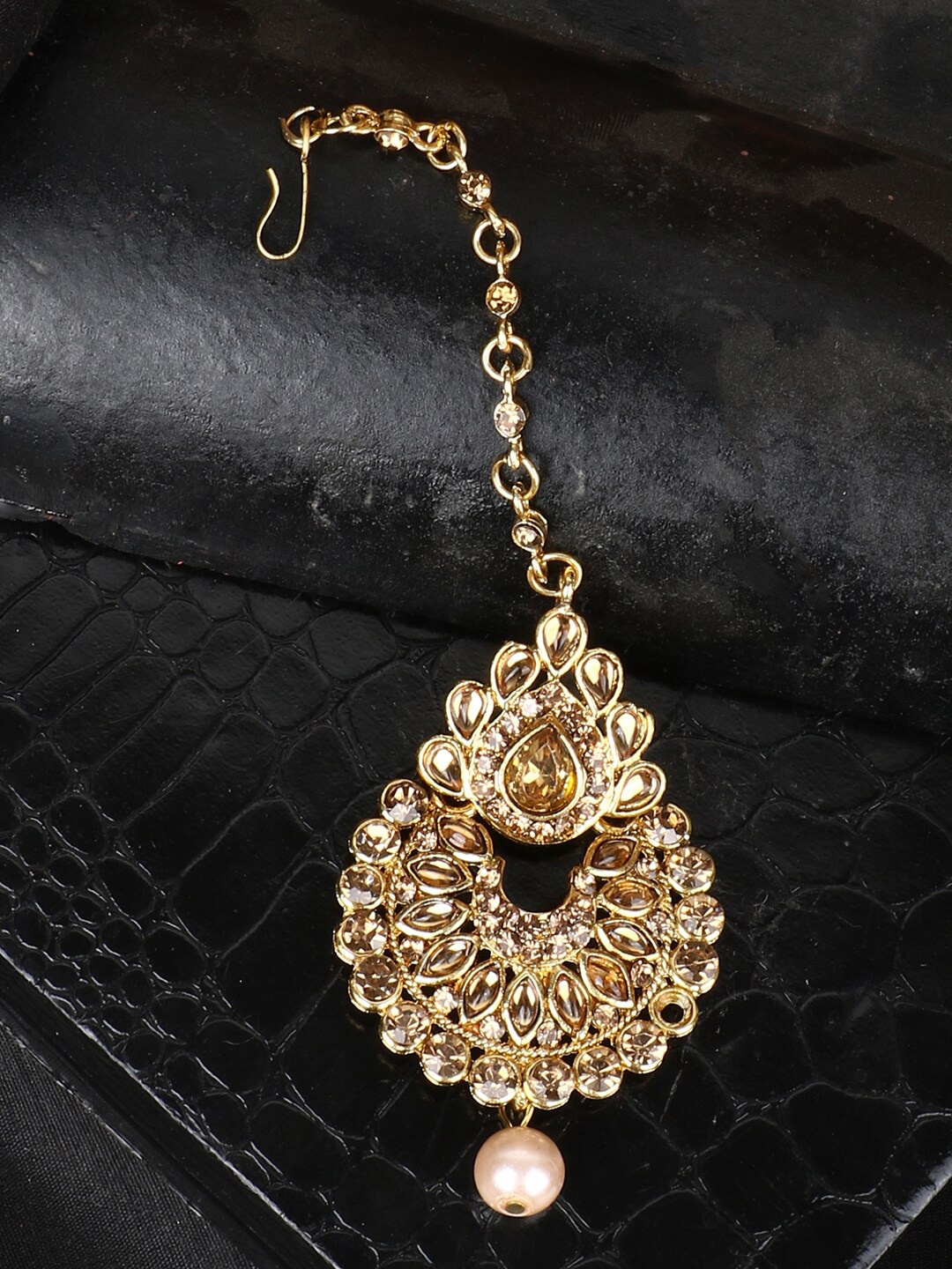 

ANIKAS CREATION Gold-Plated Kundan-Studded Maang Tikka