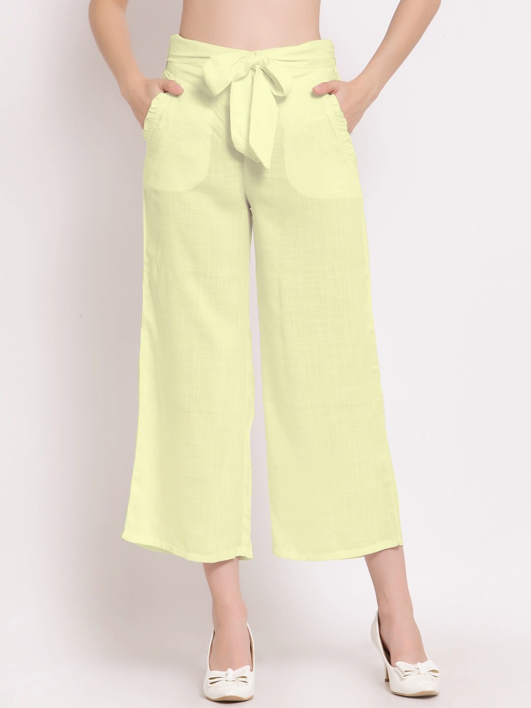 

PATRORNA Women Cream-Coloured Solid Capris