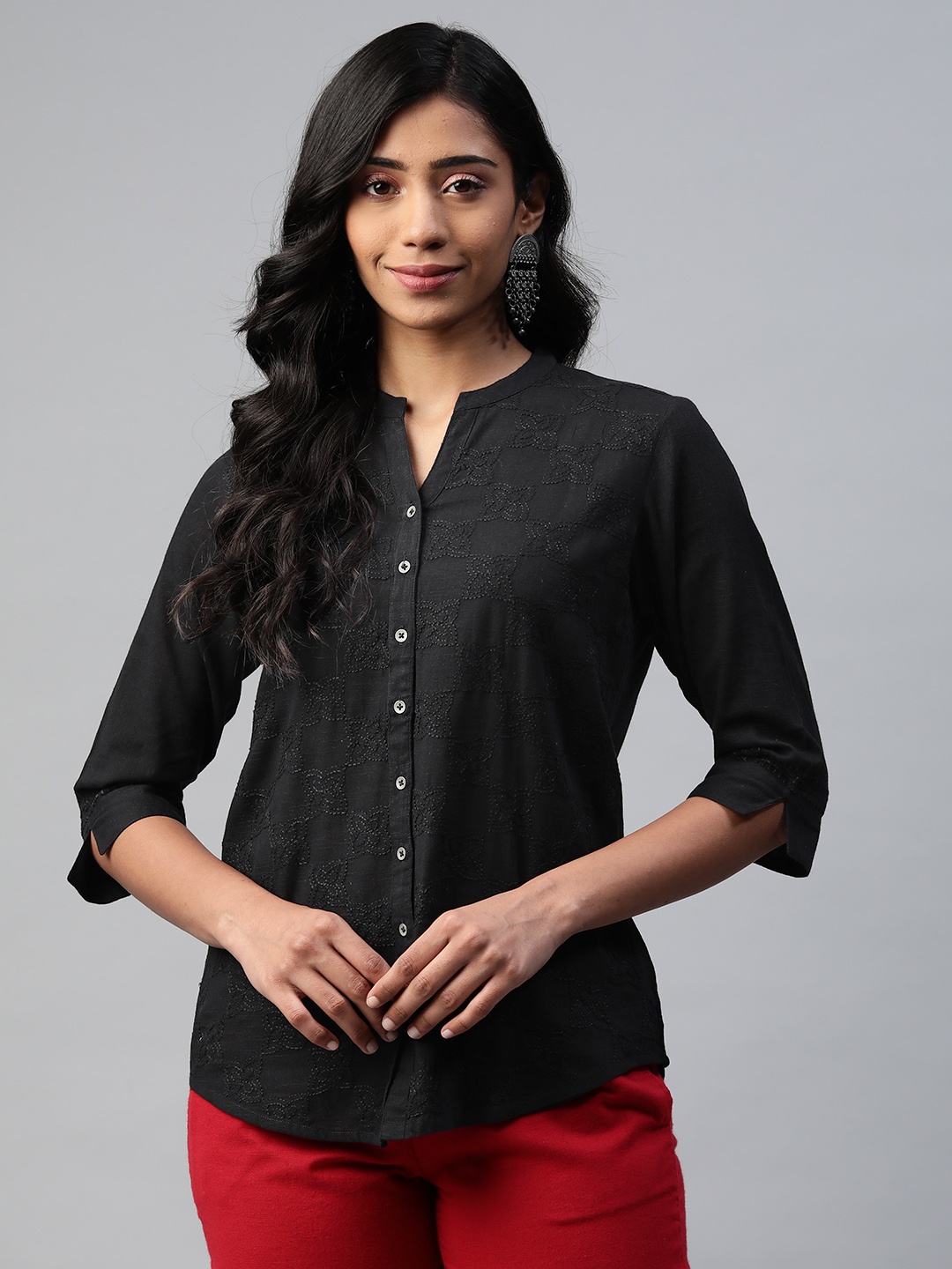 

akheri Women Black Smart Floral Cotton Casual Shirt