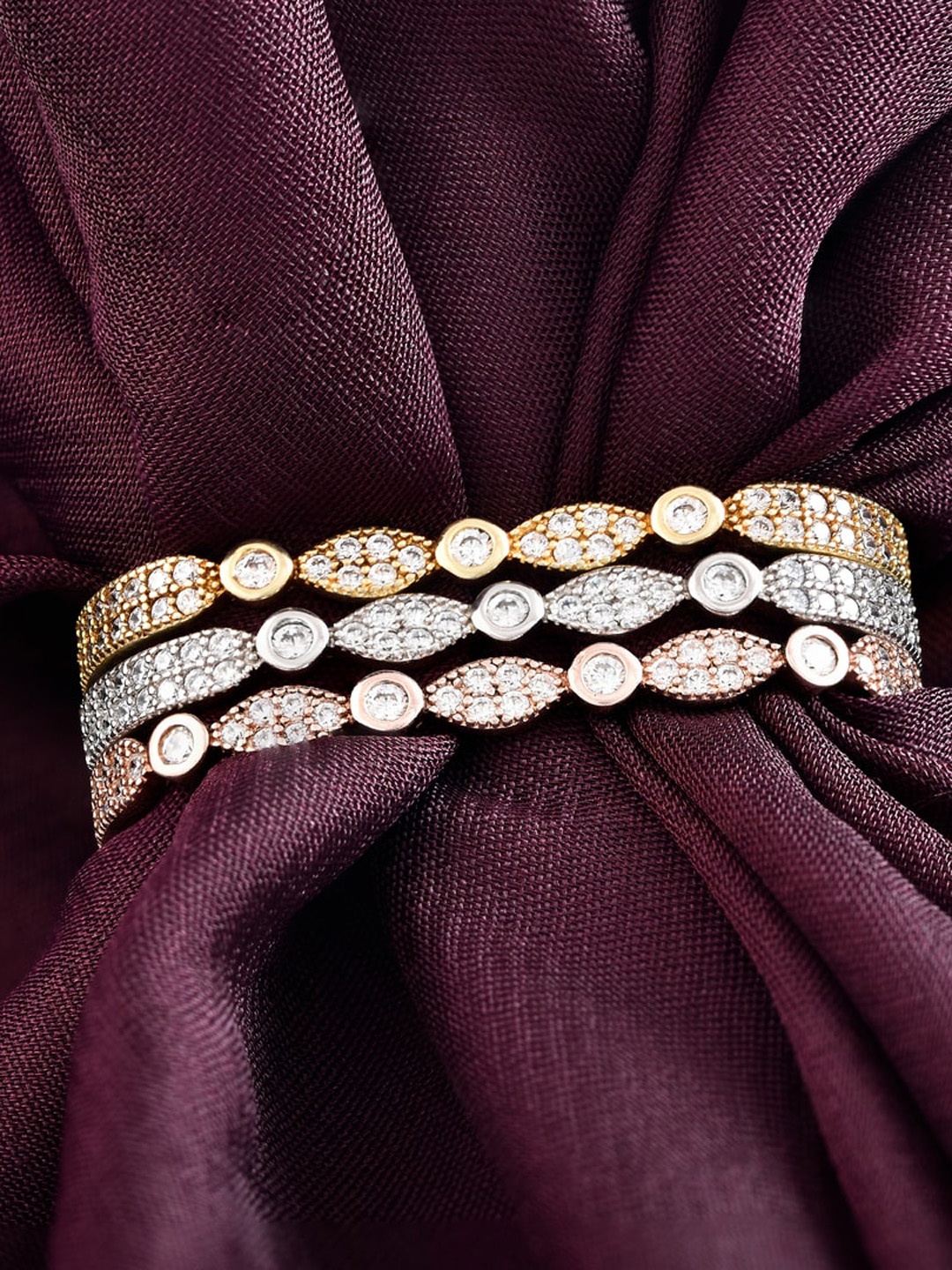 

ZILVER Silver-Plated 92.5 Silver Sterling Multi-Layer Fashion Ring