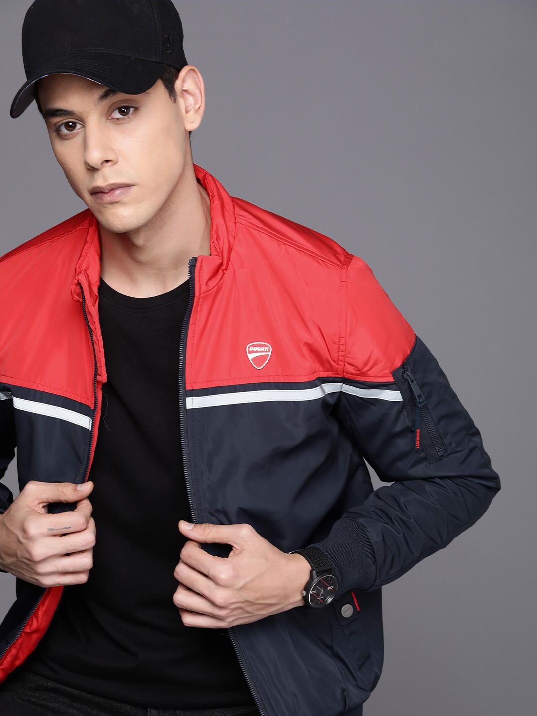 

Ducati Men Red & Navy Blue Colourblocked Bomber Jacket