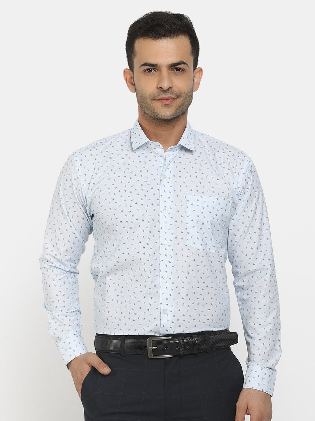 

V-Mart Men Blue Classic Regular Fit Printed Cotton Casual Shirt