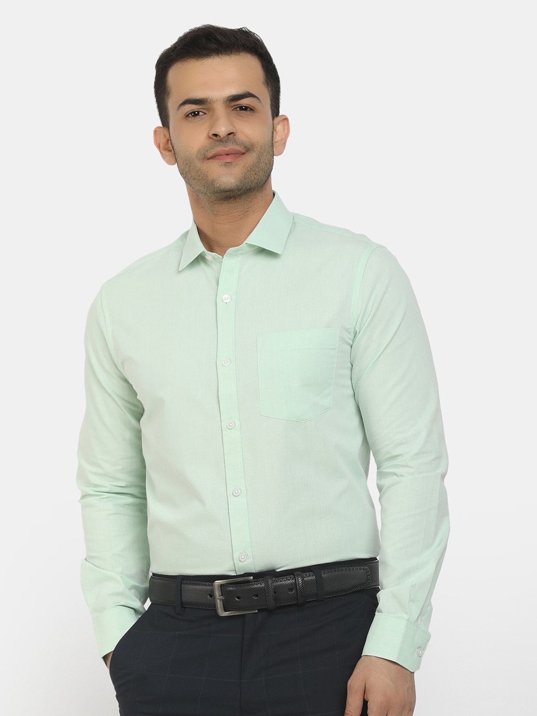 

Cherokee Men Green Classic Cotton Casual Shirt