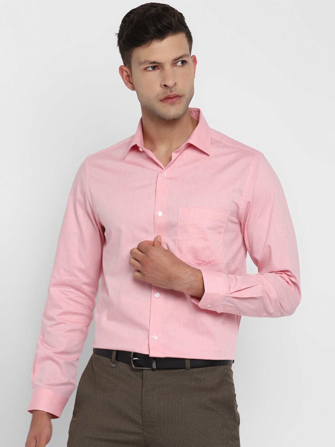 

Turtle Men Pink Slim Fit Formal Shirt