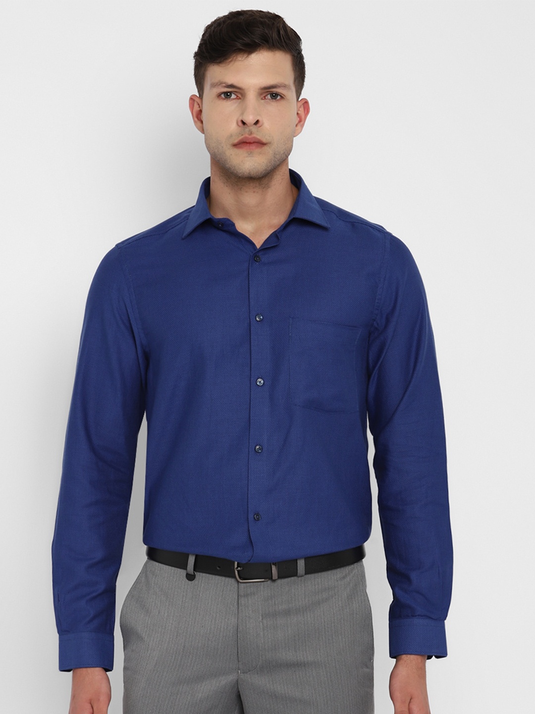 

Turtle Men Blue Slim Fit Cotton Formal Shirt
