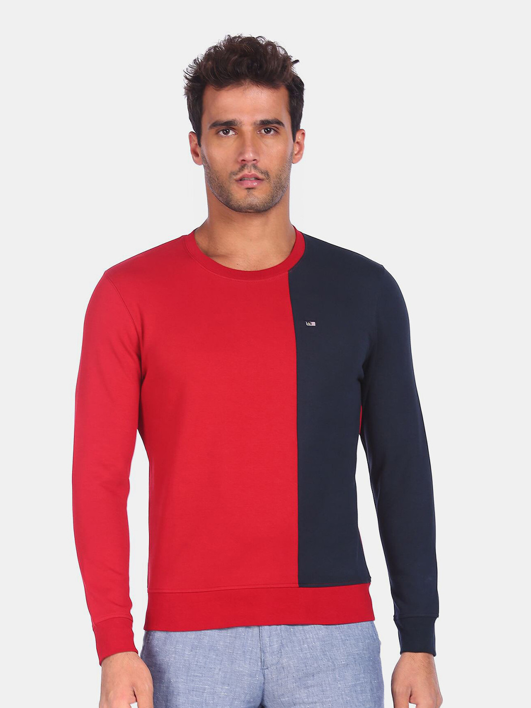 

Arrow Sport Men Red & Navy Blue Colourblocked Sweatshirt