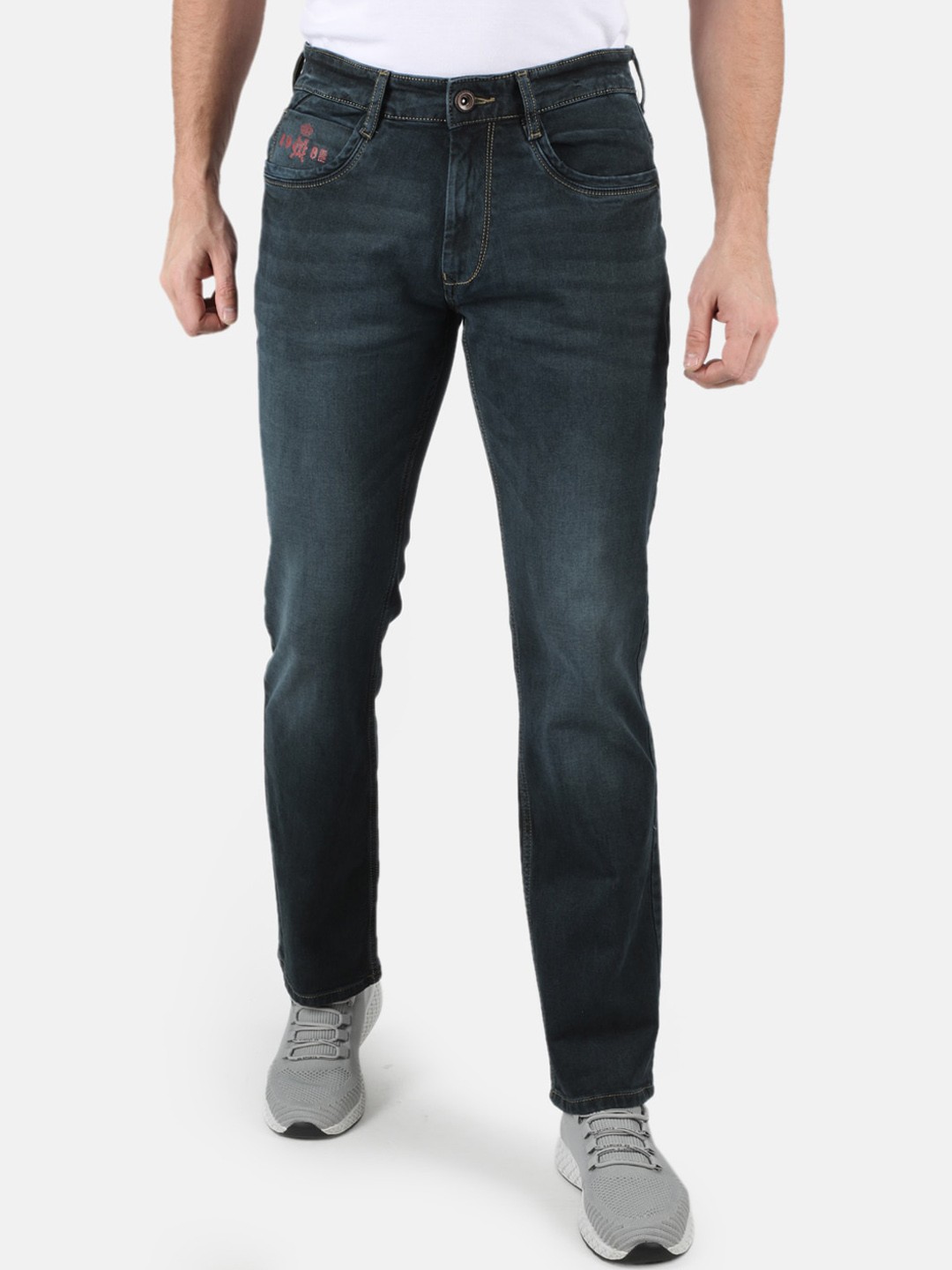 

Monte Carlo Men Blue Classic Straight Fit Light Fade Stretchable Jeans