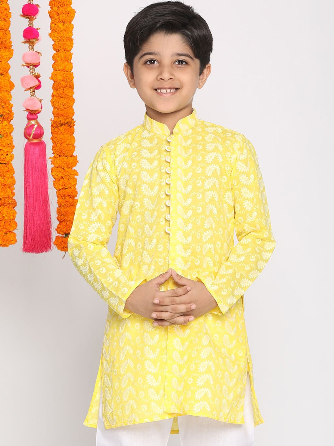 

VASTRAMAY Boys Mustard Yellow Ethnic Motifs Embroidered Thread Work Kurta