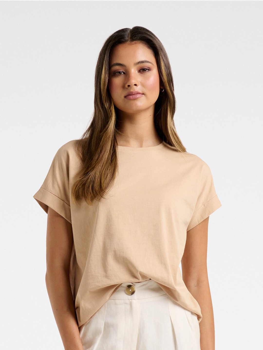 

Forever New Women Cream-Coloured Extended Sleeves Top