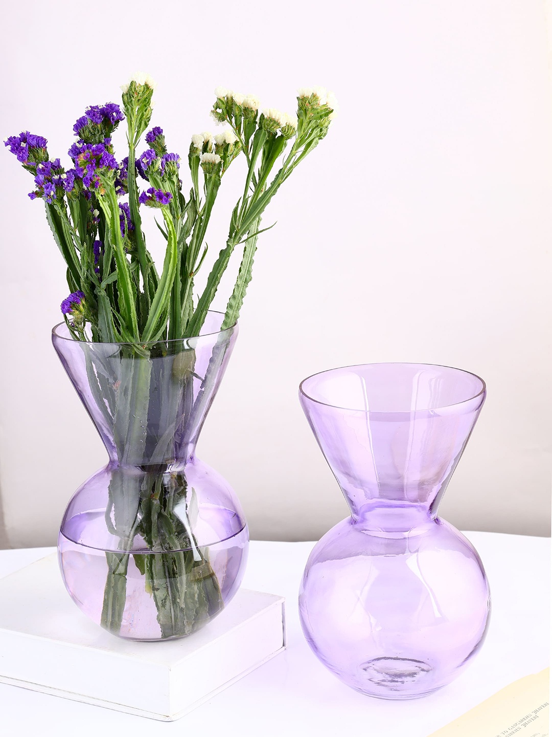 

NURTURE INDIA Purple Solid Totum Shaped Glass Vase