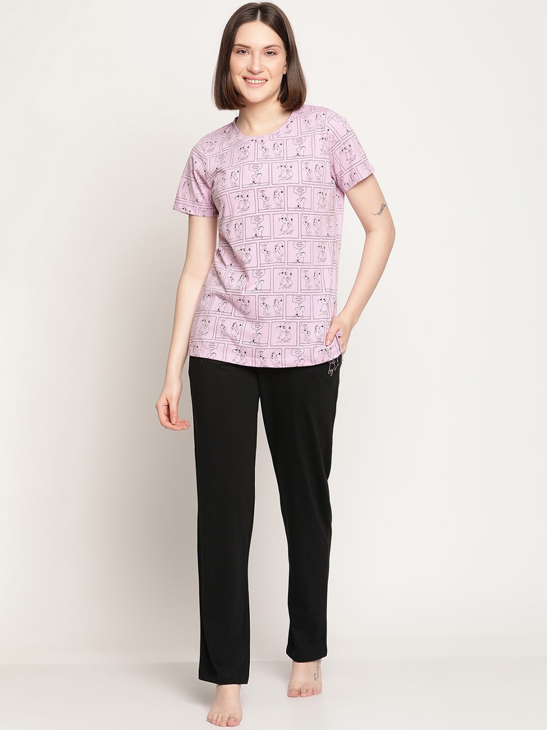 

MADAME M SECRET Women Mauve & Black Printed Night suit