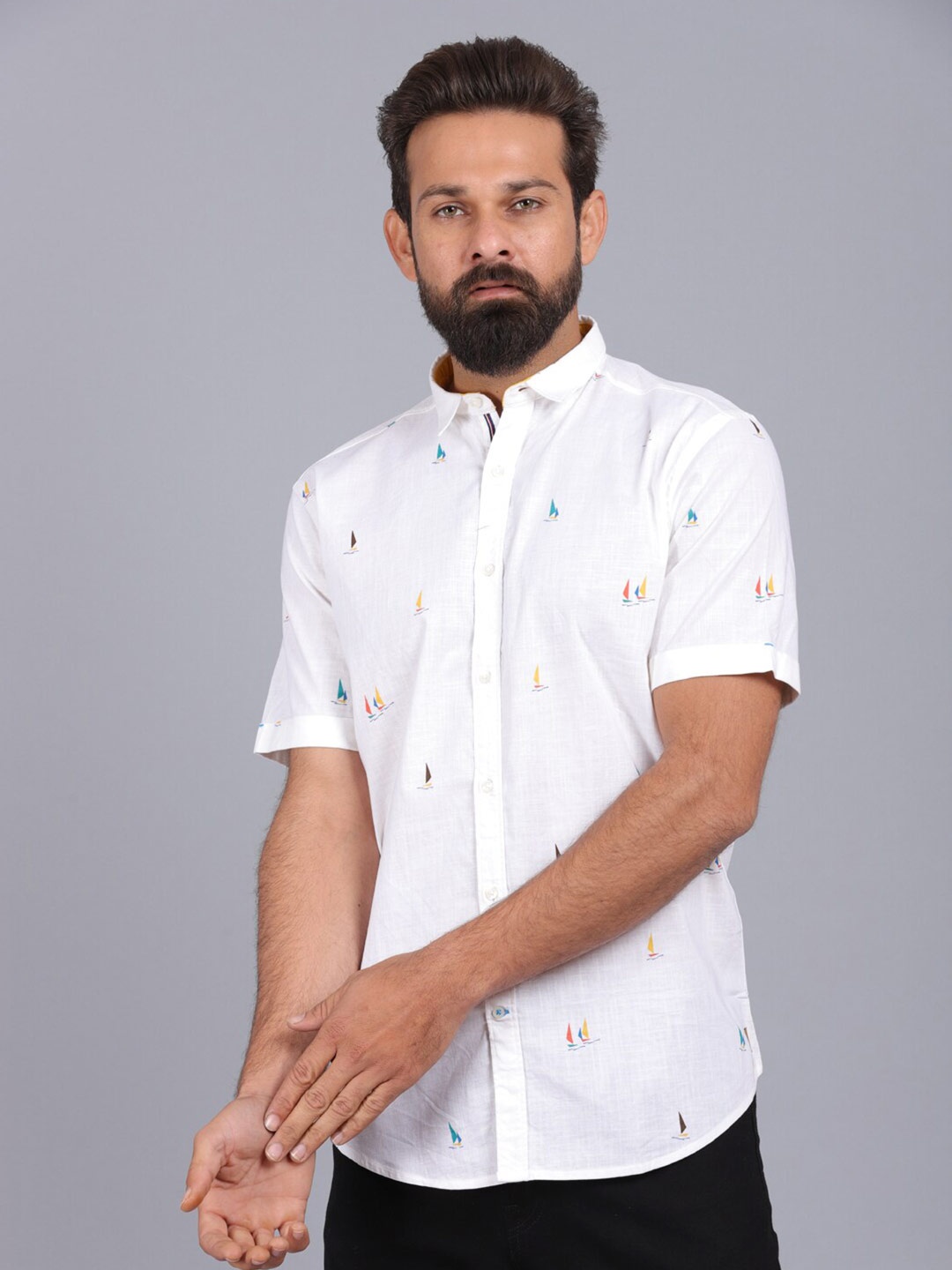 

CANOE Men White Original Slim Fit Printed Casual Shirt