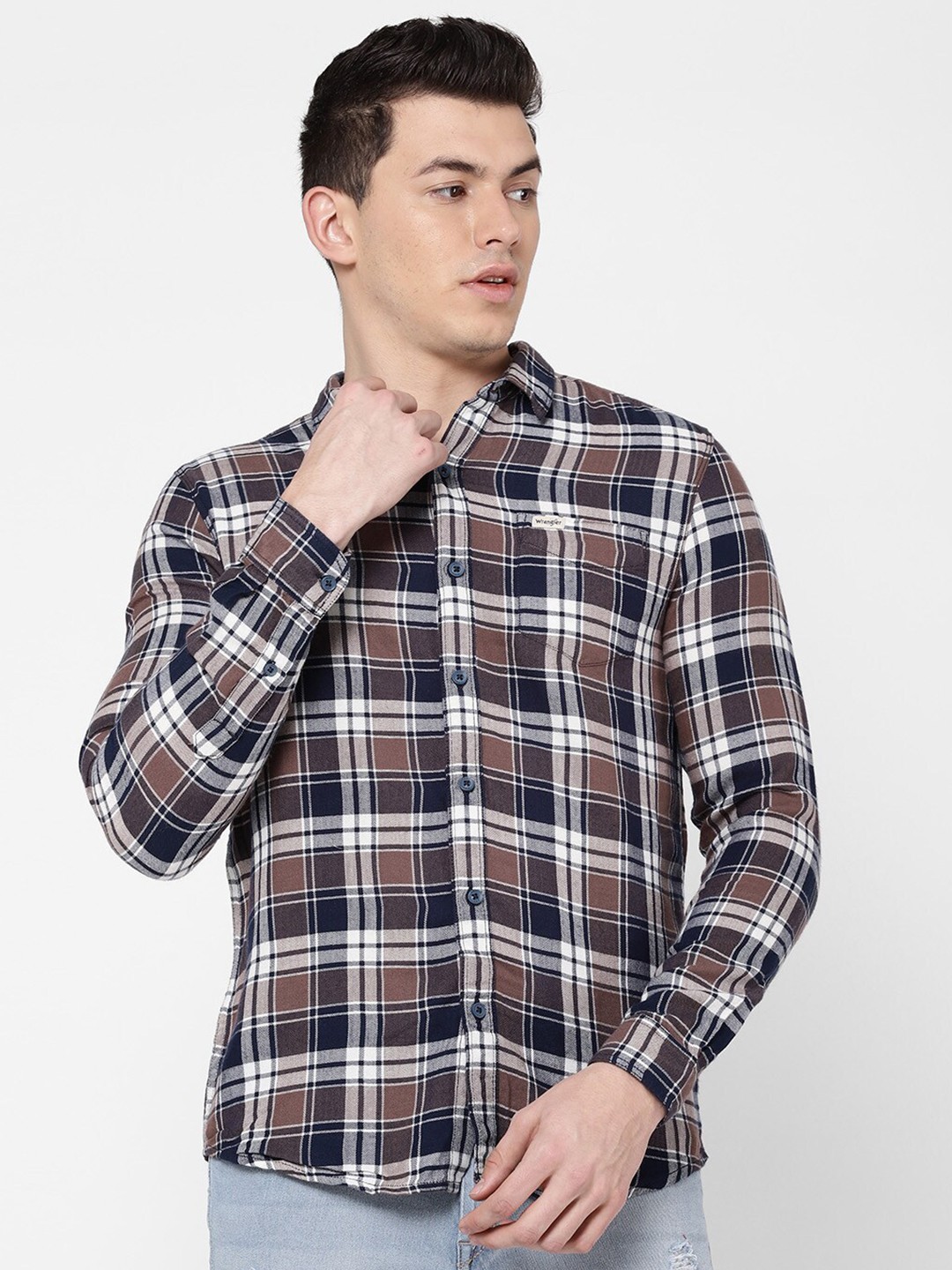 

Wrangler Men Brown Slim Fit Tartan Checked Cotton Casual Shirt