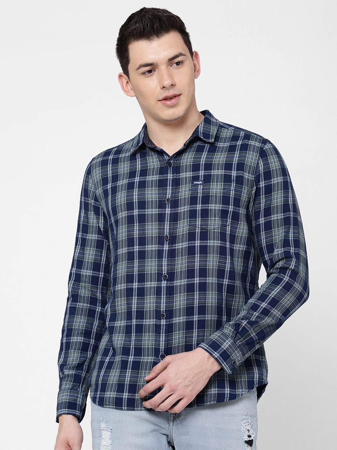 

Wrangler Men Olive Green and Blue Tartan Checks Checked Casual Shirt