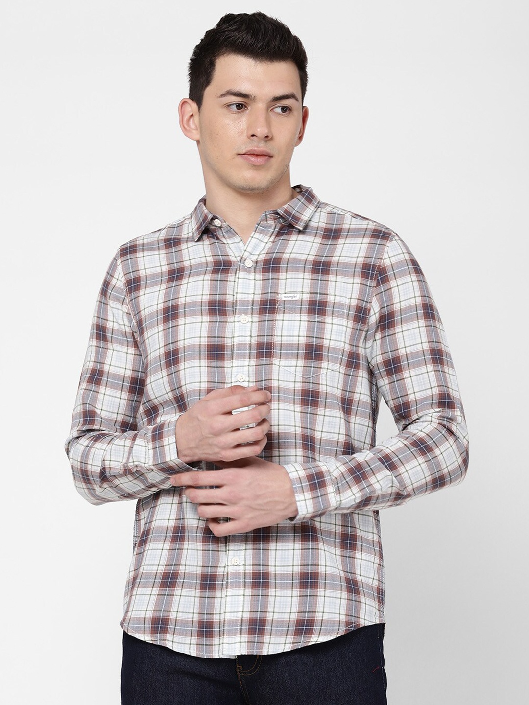 

Wrangler Men Beige & Brown Slim Fit Tartan Checked Casual Shirt